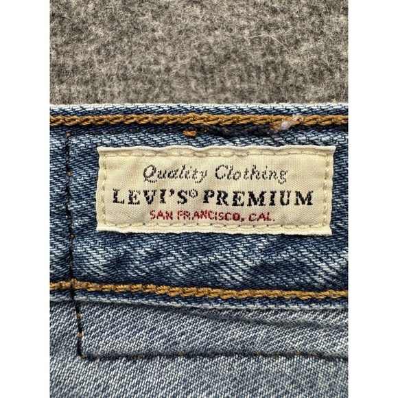 Levi's Sky Blue High Rise Jeans - Picture 12 of 16